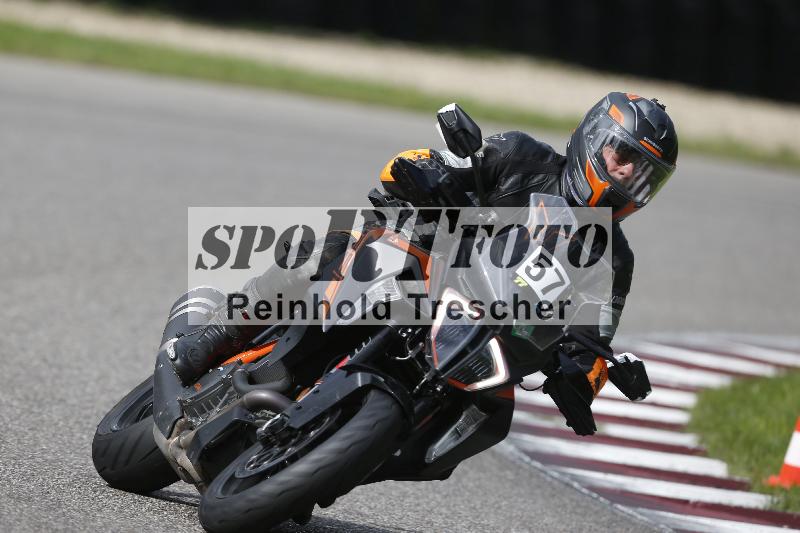 /53 16.09.2025 Track Day Domi Aegerter ADR/Gruppe gruen/57
